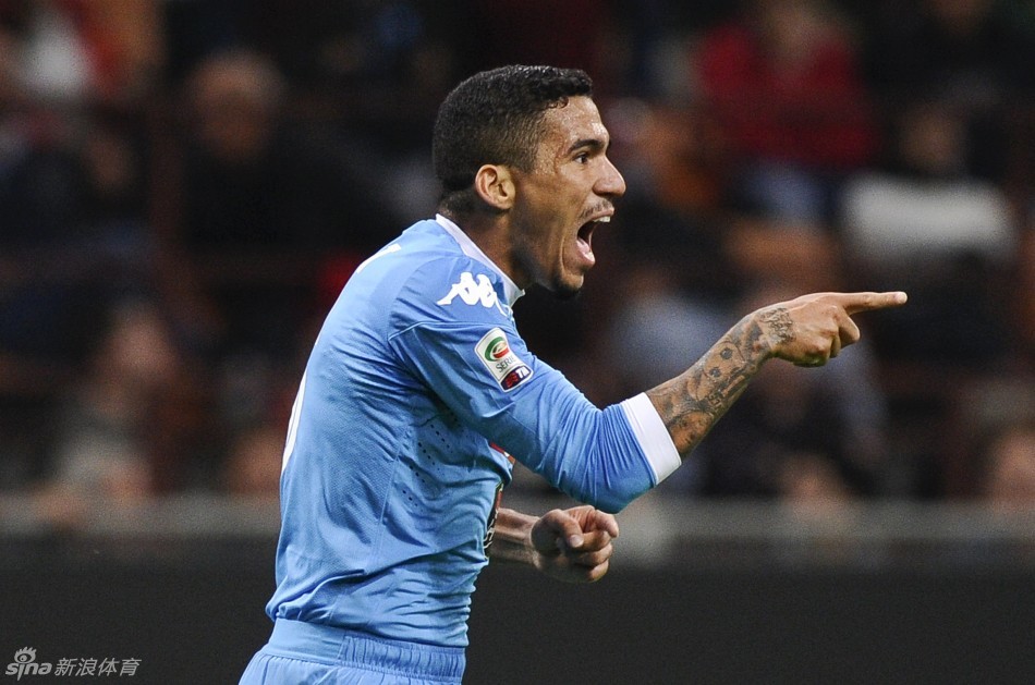 深圳男篮训练开放日,赛前手感冰凉引欢呼,意大利杯在即,赛季目标并未改变(摩天轮厦门哪里有) 深圳男篮训练开放日,赛前手感冰凉引欢呼,意大利杯在即,赛季目标并未改变(摩天轮厦门哪里有)