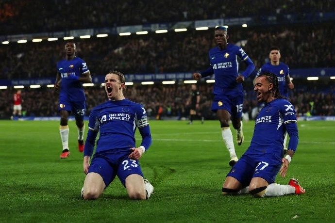 切尔西内部会议纪要流出——今晨绝杀压哨;亚冠使命明确;身体对抗强度拉满(榜首球队时不时来群里看看切尔西) 切尔西内部会议纪要流出——今晨绝杀压哨;亚冠使命明确;身体对抗强度拉满(榜首球队时不时来群里看看切尔西)