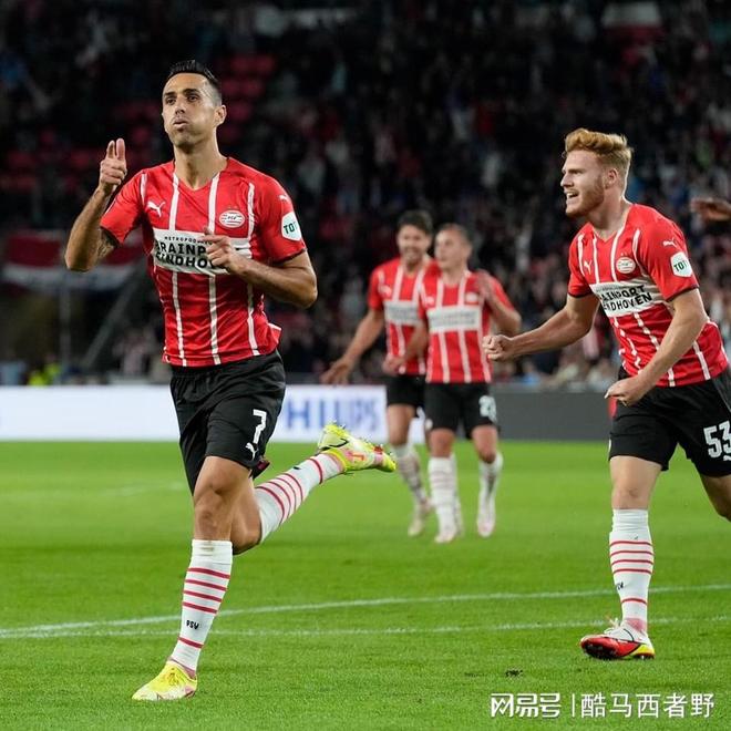 风云突变广州队清晨官宣签约萨克拉门托国王围绕荷甲调整名单，媒体一致点评：风云突变圣安东尼奥马刺今晨豪取连胜(萨姆纳自曝即将加盟广东队)